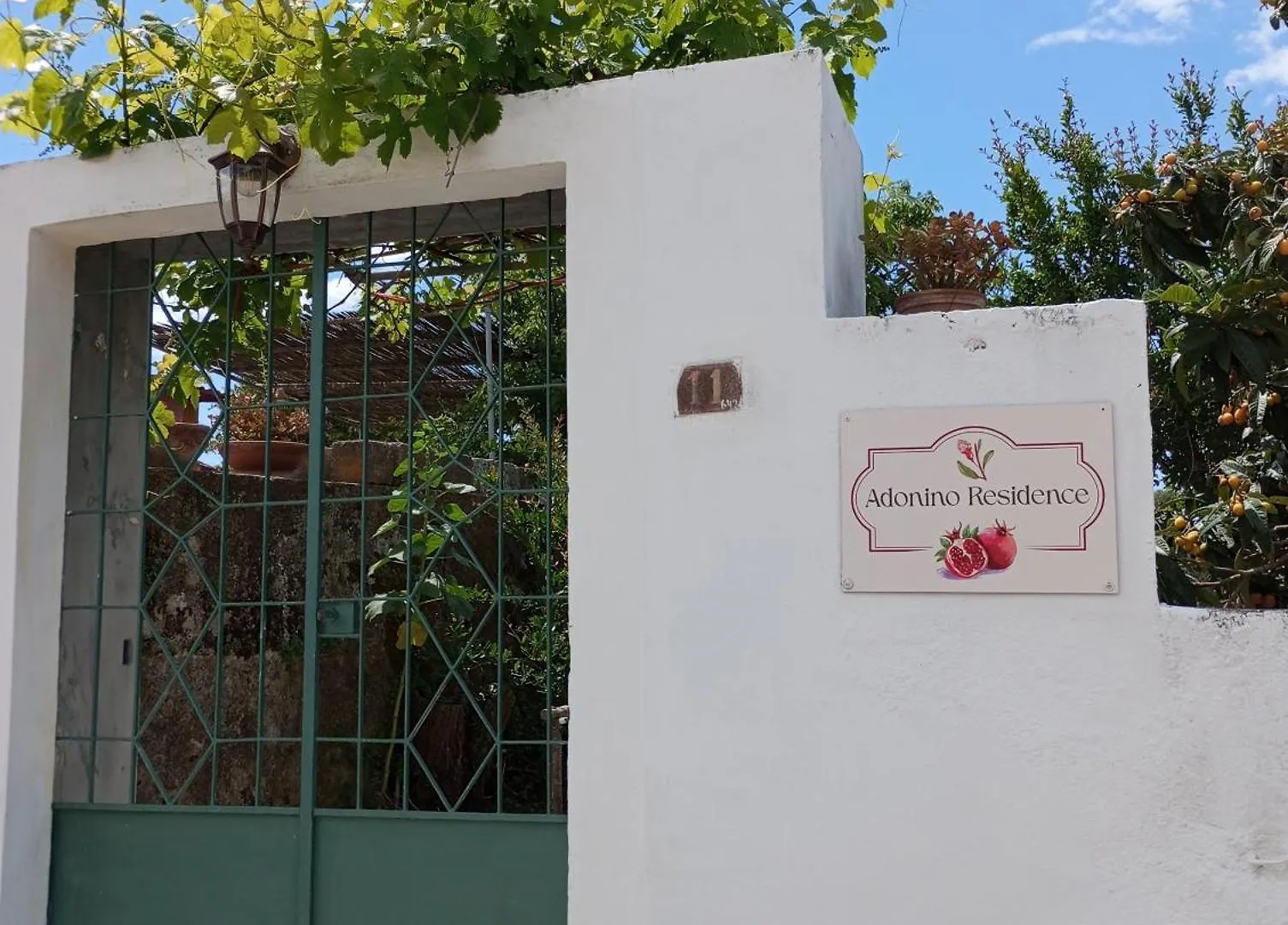 Adonino Residence-The House Of Pomegranates Lakíthra